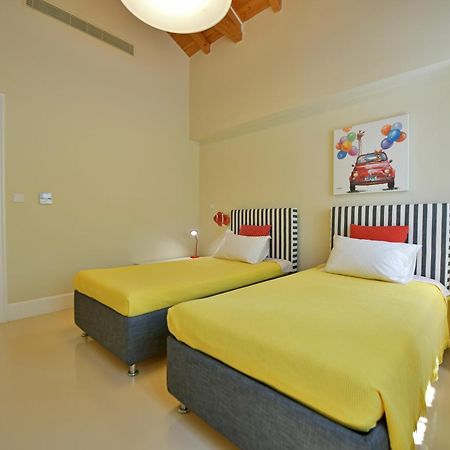 Hydra Kamini Beach Thea Bagian luar foto